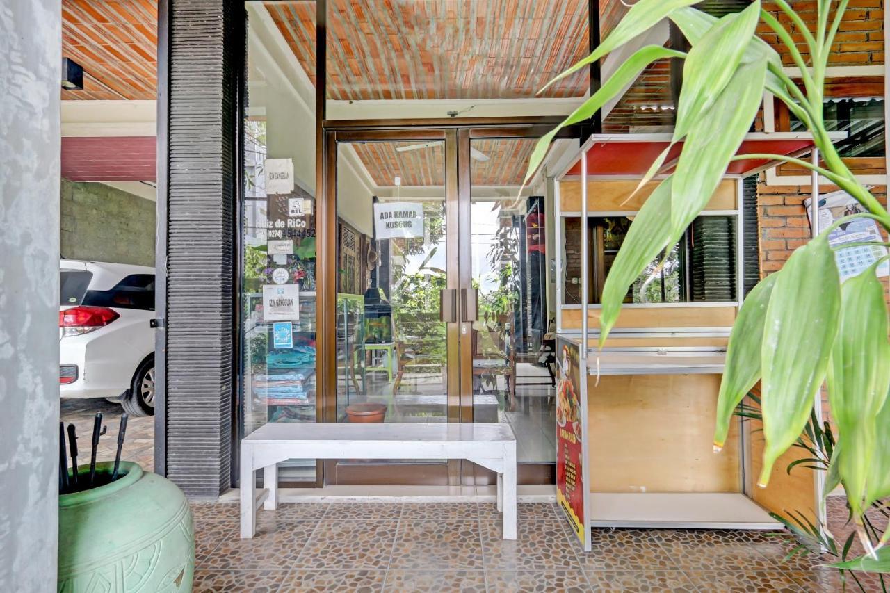 Oyo 90681 Huiz De Rico Guesthouse Syariah Pakualaman Zewnętrze zdjęcie