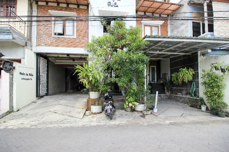 Oyo 90681 Huiz De Rico Guesthouse Syariah Pakualaman Zewnętrze zdjęcie